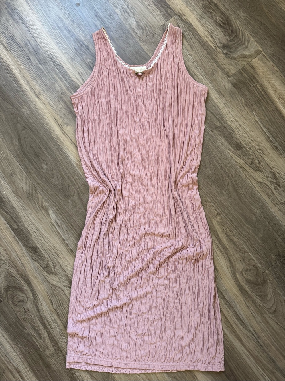 Vintage Victoria’s Secret Gold Label Mauve Crinkle Gauze Nightgown – Large (L)